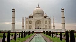 Front shot of Taj Mahal after clearing storm. Stock Footage