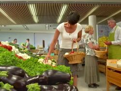HD DOLLY: Woman Shopping In Produce Store Stock Footage