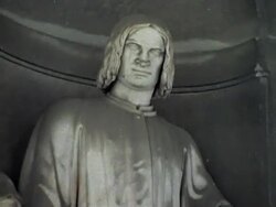 Statue of Lorenzo 'il magnifico' di Medici Stock Footage