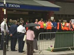 WRAP Two minutes silence at sites of London blasts, prayers, memorial News Clip