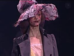 Dior designer delivers heavily layered looks for his signature line News Clip