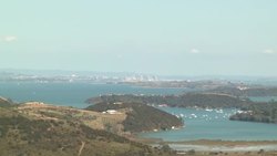 Small island produces big wines News Clip