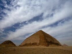 T/L, WS, Bent Pyramid / Dahshur, Nile Valley, Egypt Stock Footage