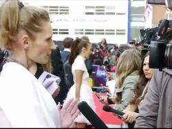 Agata Buzek red carpet Hummingbird film premiere News Clip