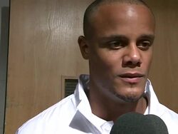 Vincent Kompany Manchester City 1 - Napoli 1 Stock Footage