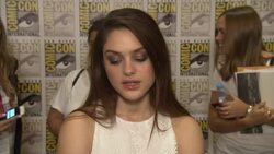 Josh Brolin, Paul Bettany and more on what makes them geek out Instructional Video