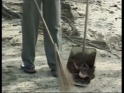 US Trade Rep meets Singaporean PM + proposal to lift ban on chewing gum News Clip