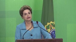 VOICED : Rousseff promete seguir luchando contra el impeachment News Clip