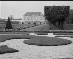 WILLKOMMEN ELIZABETH News Clip