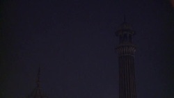 CLEAN : Extra bright supermoon visible in Delhi despite pollution News Clip