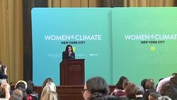 CLEAN : Paris Mayor: Climate change fight to continue with or without US News Clip