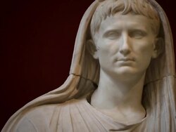 Statue of the Emperor Augustus as Pontifex Maximus Stock Footage