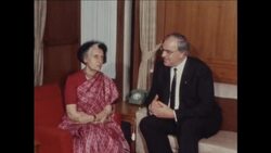 SYND 23 11 83 WEST GERMAN CHANCELLOR KOHL MEETING INDIAN PREMIER INDIRA GANDHI IN NEW DELHI News Clip