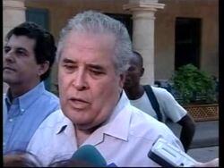 Carter meets dissidents and visits Bio-technology lab with Castro News Clip