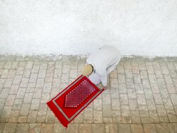 HD: Islamic Man Start Praying Stock Footage