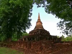 Dolly shot: Temple at Si Satchanalai historical park Sukhothai Thailand Stock Footage