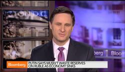 Putin Feels Pressure of Citizens, Elites: Saunders News Clip