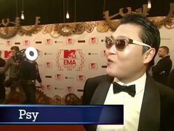 GettyImages Celebrity News: 11/12/12 Stock Footage