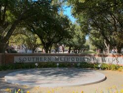 WS Shot of Southern Methodist University SMU park and peaceful campus area of university college / Dallas, Texas, United States Stock Footage
