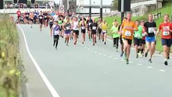 City marathon runners Stock Footage