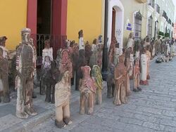 MS Shot of Selling sculpture on road in city / Oaxaca, Mexico Stock Footage