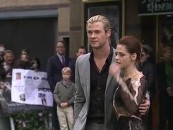 Snow White & The Huntsman Premiere News Clip