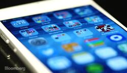 Apple Pay Hands-On: How to Go Cashless With Your iPhone 6 News Clip