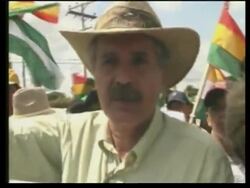 Farmers and opposition leaders protest plans to nationalise big farms News Clip