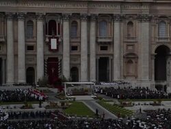 B-ROLL - Pope Francis Delivers First 'Urbi Et Orbi' Blessing During Easter Mass In St. Peter's Square at St. Peter's Square on March 31, 2013 in Vatican City, Vatican. (Footage by Giulio Origlia/Getty Images) Stock Footage