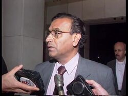 IRAQ: UN WEAPONS INSPECTORS VISIT 2 PRESIDENTIAL PALACES News Clip