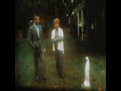 SYND 21 10 75 COURT BATTLE TO LET QUINLAN GIRL DIE News Clip