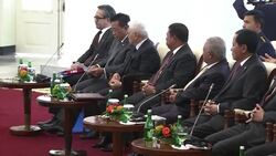 Rudd meets Indonesian President on first overseas visit as new Australian PM Instructional Video