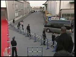 Fans pay up to 400,000 yen to mingle with Michael Jackson News Clip