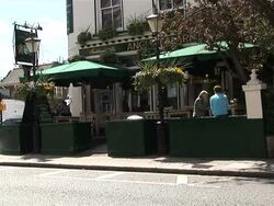 CLEAN: Londoners head to their local pub..to vote News Clip