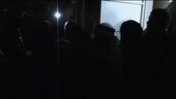 King orders the release of political prisoners Instructional Video