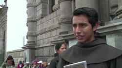 VOICED : Ecuatorianos dan la bienvenida al Papa News Clip