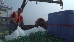 VOICED : Los cazadores de icebergs viven tiempos de abundancia en Canada News Clip