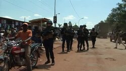 CLEAN : French troops patrol tense neighbourhood in C Africa News Clip