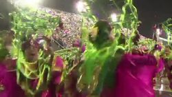 VOICED : Inician los desfiles del Carnaval de Rio News Clip