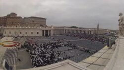 Timelapse edit of Peter's Square from dawn showing pilgrims arriving Instructional Video