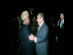 SYND 30 4 76 SECRETARY OF STATE KISSINGER MEETS PRESIDENT MOBUTU News Clip