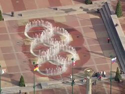 MS AERIAL Shot of people roaming at fountain at Atlanta's Centennial Olympic Park / Georgia, United States Stock Footage