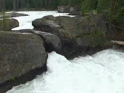 CU Shot of Natural Bridge / Yoho Nationalpark, British Columbia, Canada Stock Footage