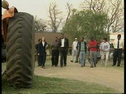 ENTERTAINMENT DAILY: ENT3- DANNY GLOVER Instructional Video