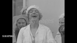 Texas Guinan returns to New York from Paris News Clip