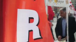 'No' referendum campaigners on Istanbul streets News Clip