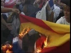 CHILE: PROTESTS OVER PINOCHET'S ARREST IN LONDON News Clip