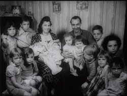 OVERSEAS NEWS - FOUR SETS OF TWINS News Clip