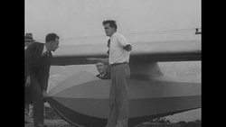 Charles Lindbergh flies glider in Lebec, CA News Clip
