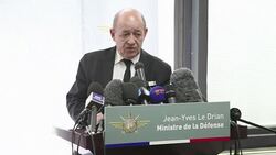 CLEAN : French defence minister visits Mali News Clip